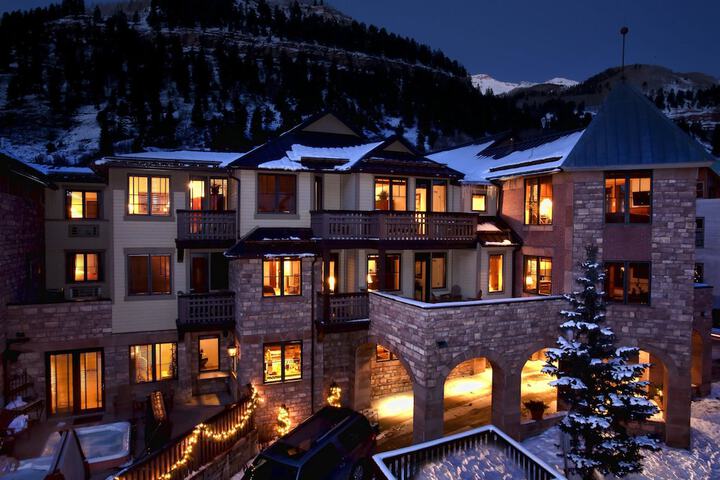 Hotel 2 of 46
