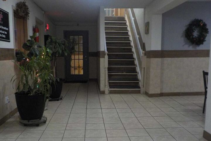 Motel 6 Hurricane WV