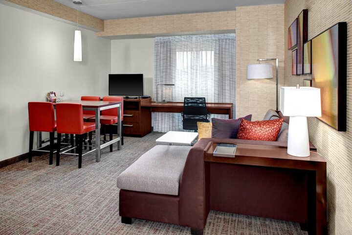 Room 21 of 40