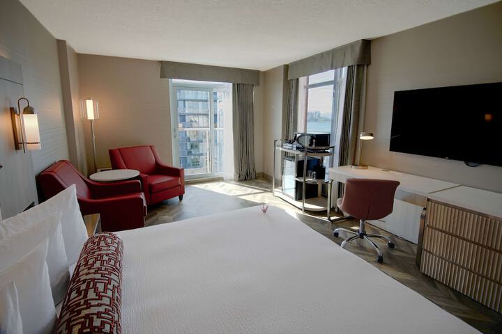 Room 45 of 79