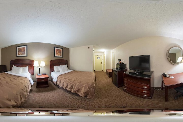 Room 13 of 43