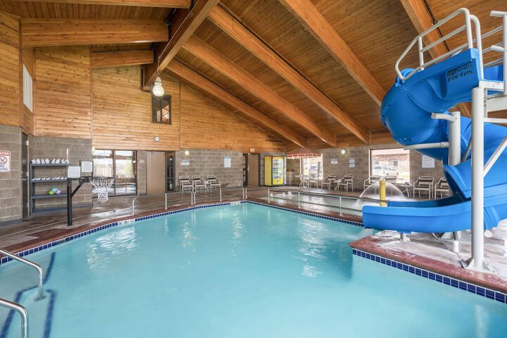Pool 6 of 31