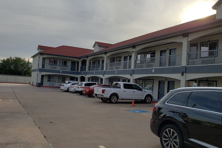 Hotel 4 of 53