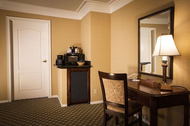 Room 39 of 47