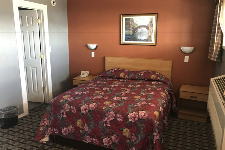Economy Inn Motel