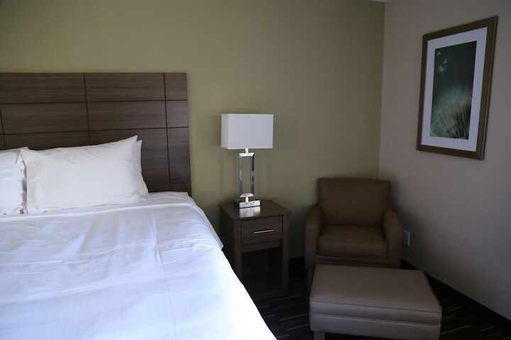 Room 41 of 69