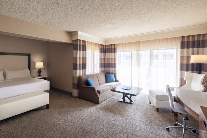 Room 25 of 110
