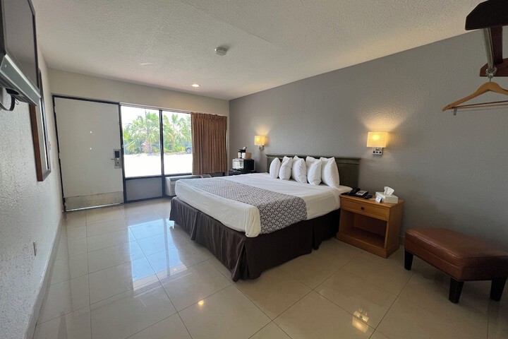 Room 8 of 45