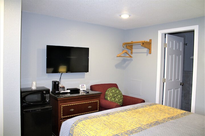 Room 30 of 31