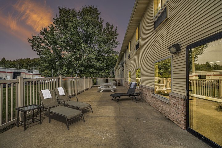 Terrace/Patio 56 of 56