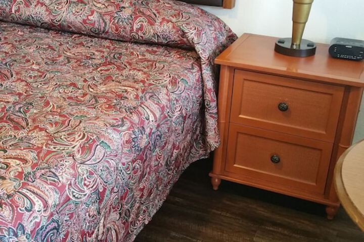 Room 29 of 37
