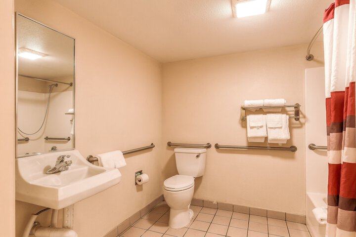 Room 7 of 44