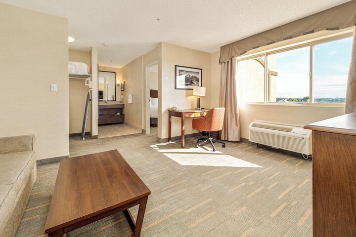 Room 164 of 200
