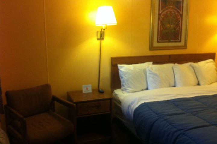 Green Crest Motel