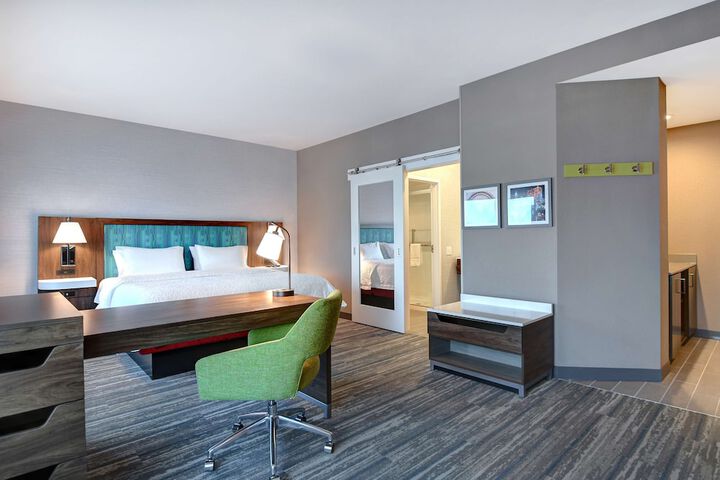 Room 42 of 56