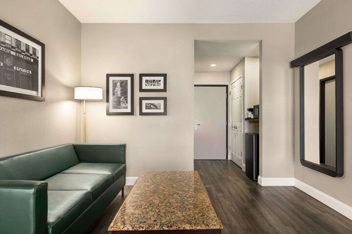 Room 26 of 36