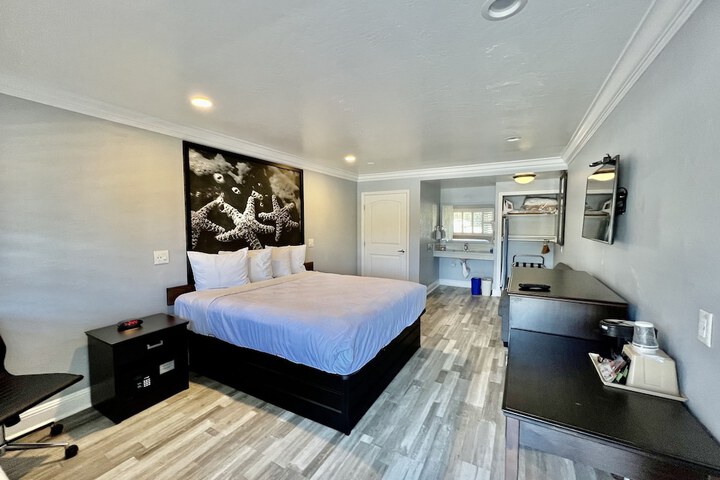 Room 148 of 152