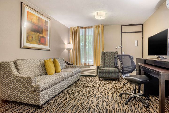 Clarion Inn and Conference Center