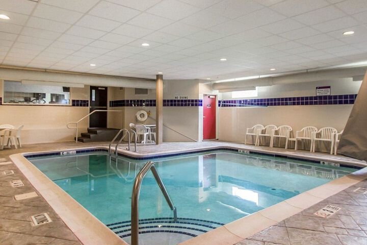 Pool 6 of 44