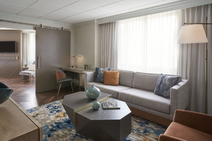Room 58 of 118