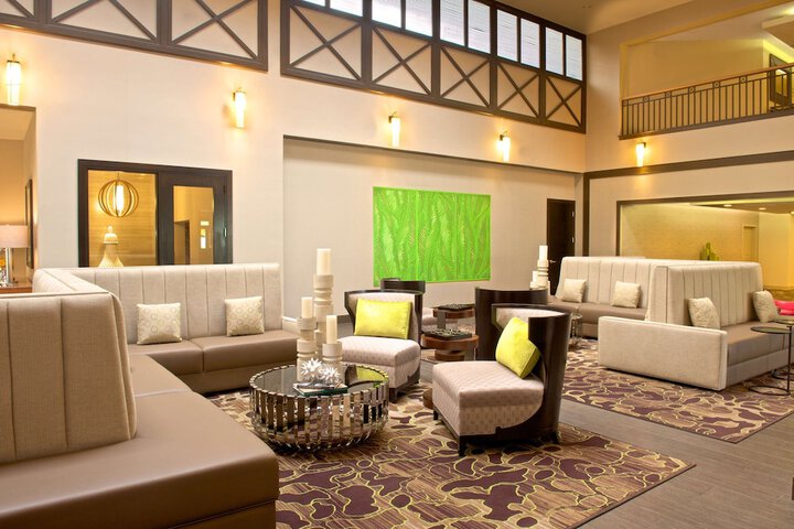Hotel Interior 16 of 114