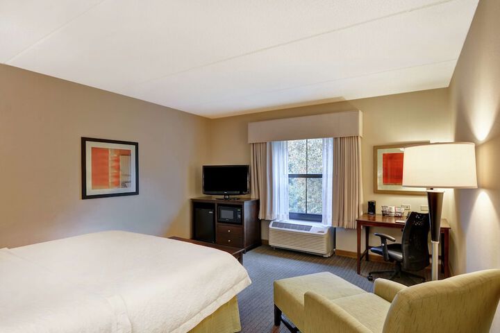 Room 12 of 37