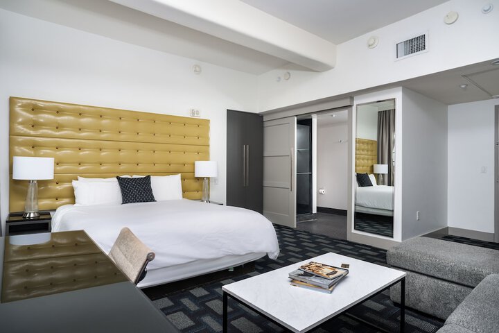 The Padre Hotel