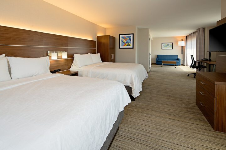 Room 25 of 35