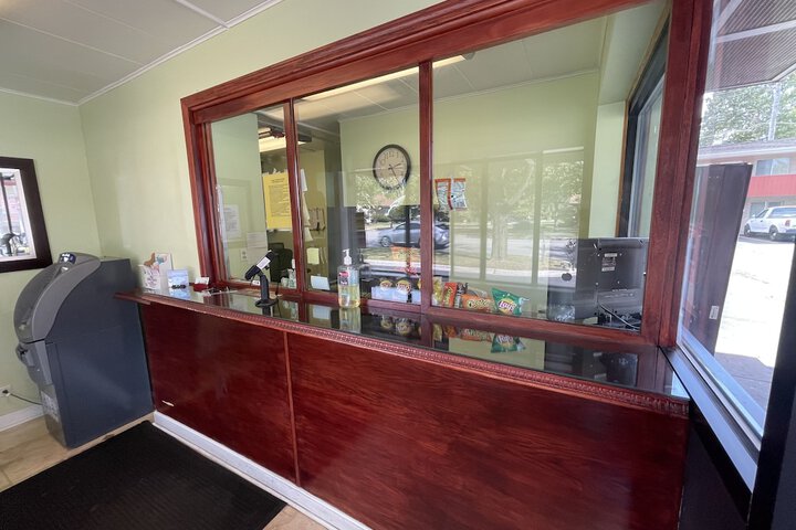VIBE INN - WHIRLPOOL SUITES