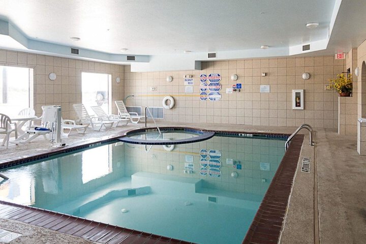 Pool 5 of 35