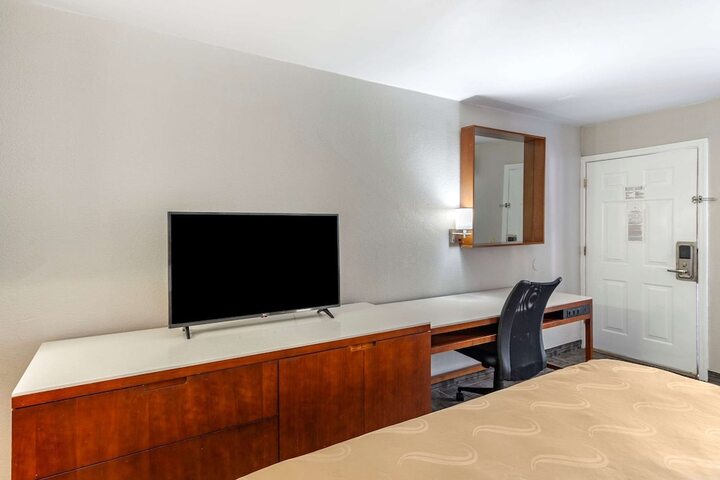 Room 22 of 30