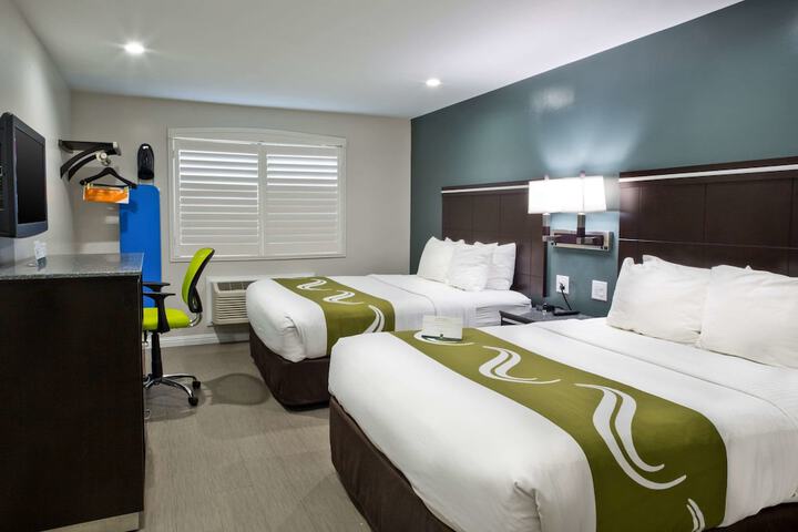 Room 21 of 55