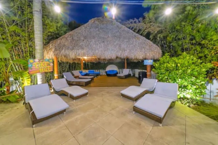 Sundeck 167 of 198