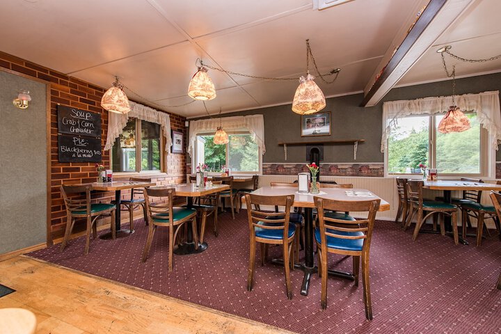 Emerald Valley Inn