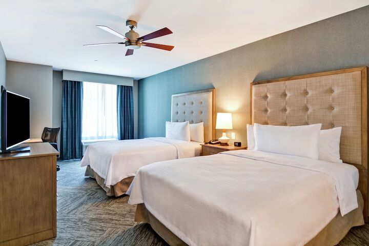 Room 42 of 71