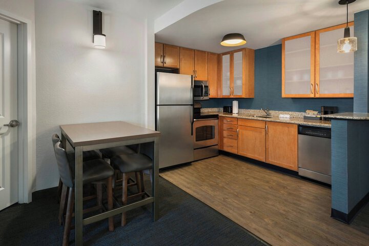 Residence Inn by Marriott Pittsburgh Monroeville / Wilkins