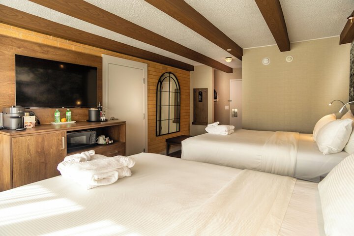 Old Orchard Inn