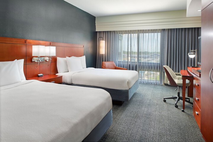 Courtyard by Marriott Warner Robins