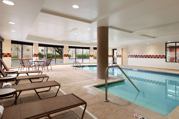 Hampton Inn & Suites Hartford / East Hartford
