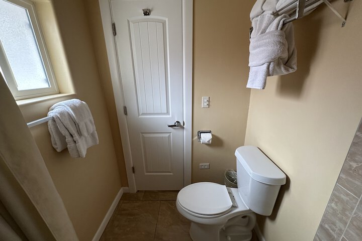 Room 52 of 59