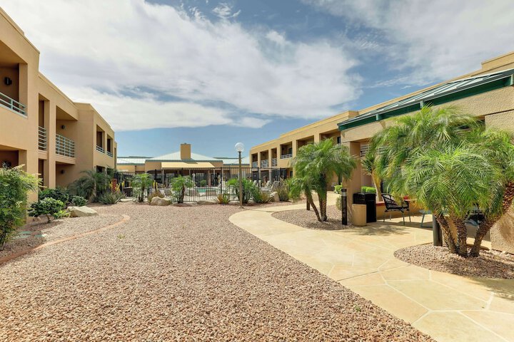 Hotel 6 of 84