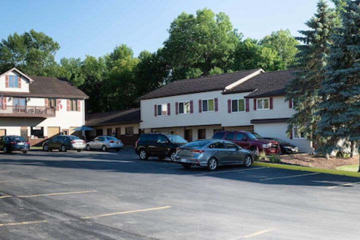 Blue Spruce Motel