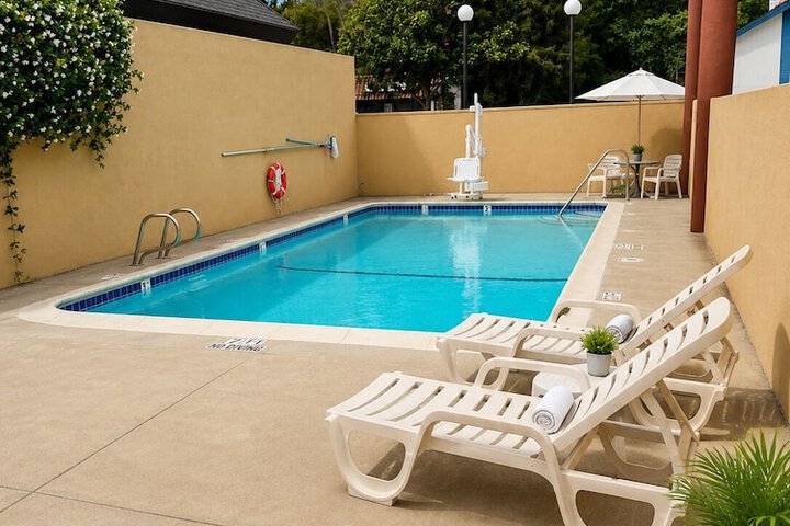 Rodeway Inn