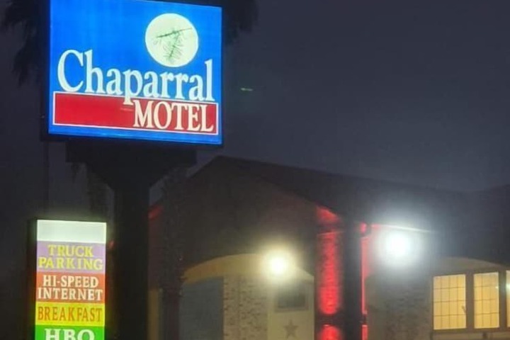 Chaparral Motel