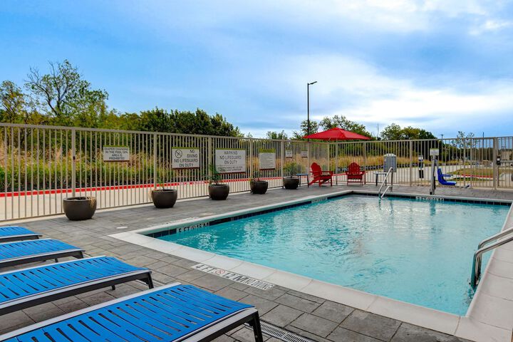 Pool 4 of 47