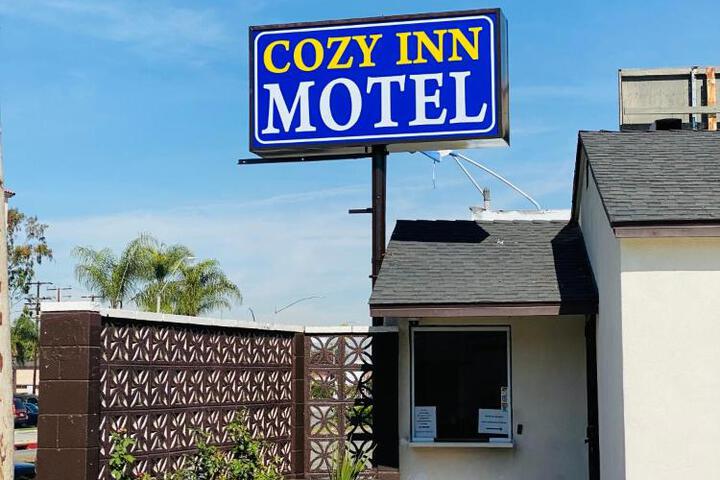 Cozy motel