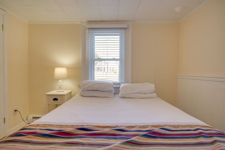 Room 41 of 167