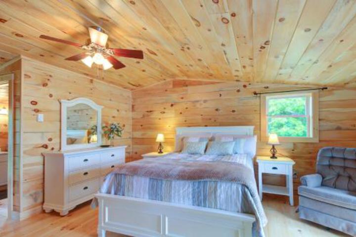 Damariscotta Lakefront Retreat