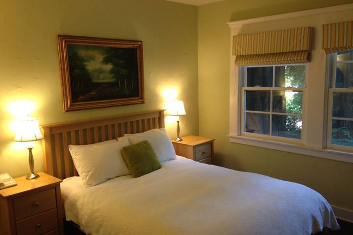 Highland Dell Lodge