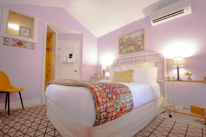 Room 28 of 37